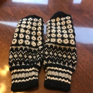 Hand Knit Wool Mittens from Norway